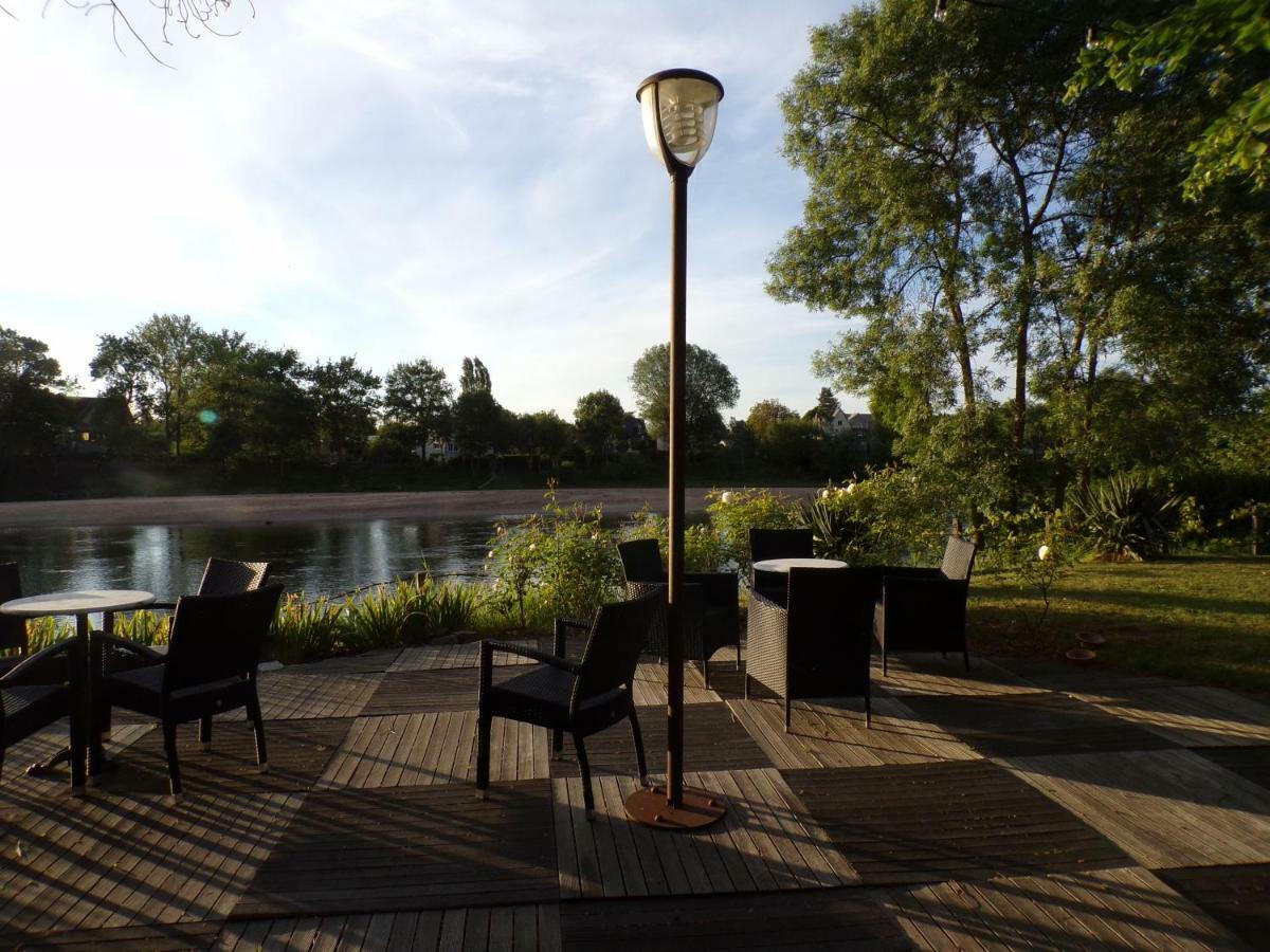 Hotel Restaurant Le Bosquet Les Ponts-de-Cé Exterior foto